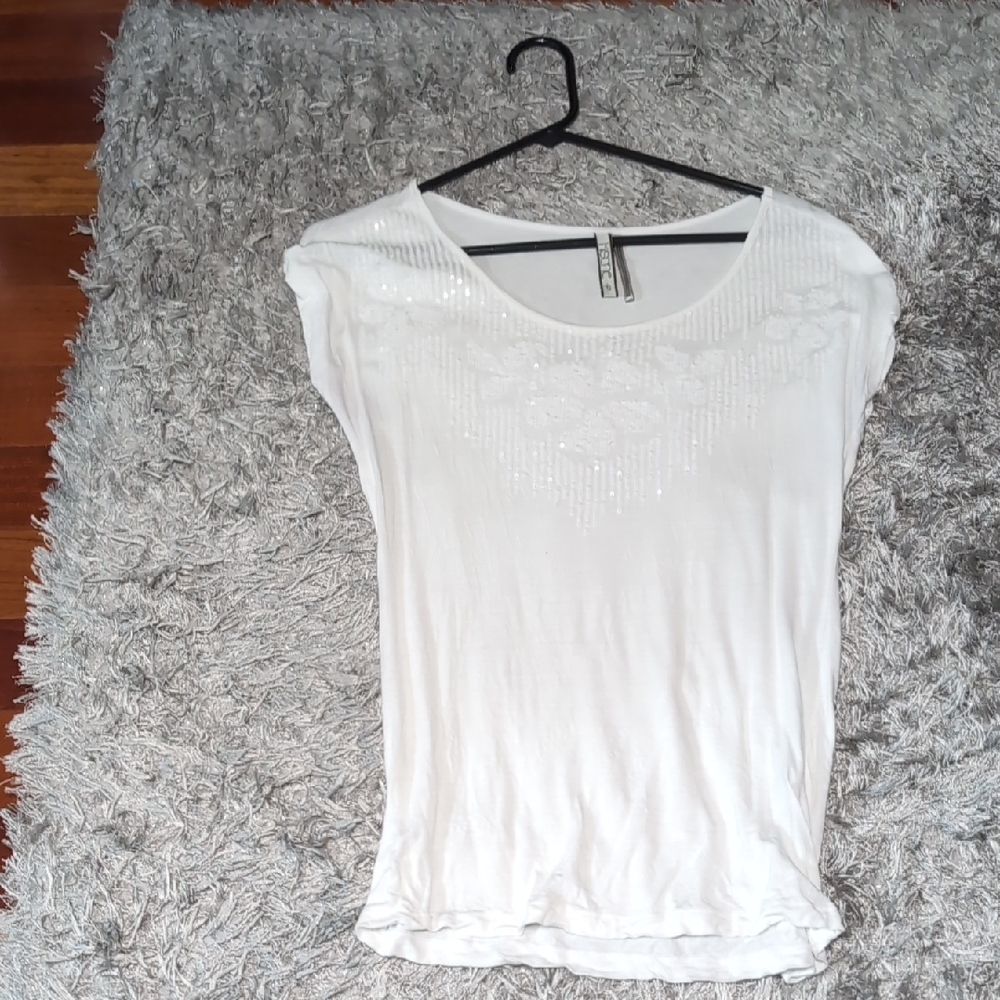 Kische White Fitted Short Sleeve Tee